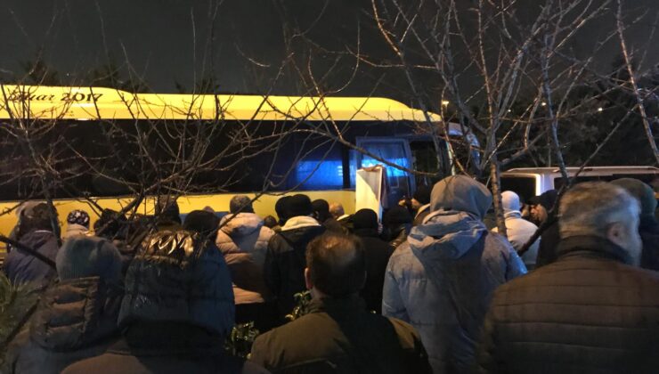 Merhume Meryem ÜNAL İstanbul’da ki evinden Helallik alınıp Memleketi Aksaray’a uğurlandı.