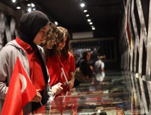 ŞEHİTLER MÜZESİNDE ÇANAKKALE RUHU BİR KEZ DAHA HİSSEDİLECEK
